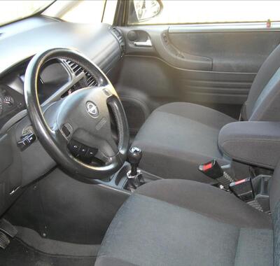 Opel Zafira 7