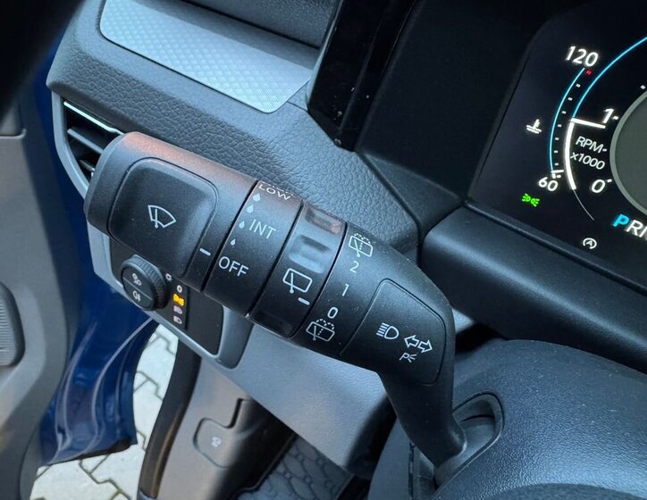 Volkswagen Caravelle 15