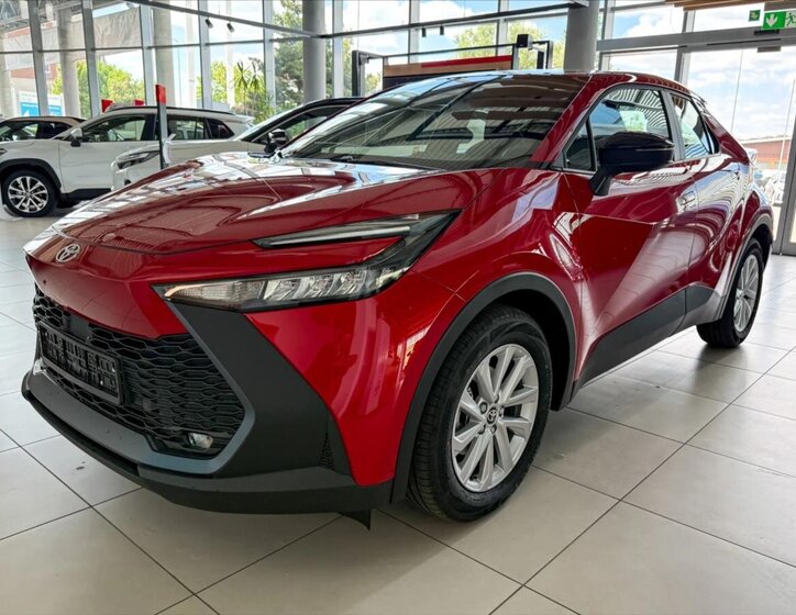 Toyota C-HR SUV 1,8 l 103 kw