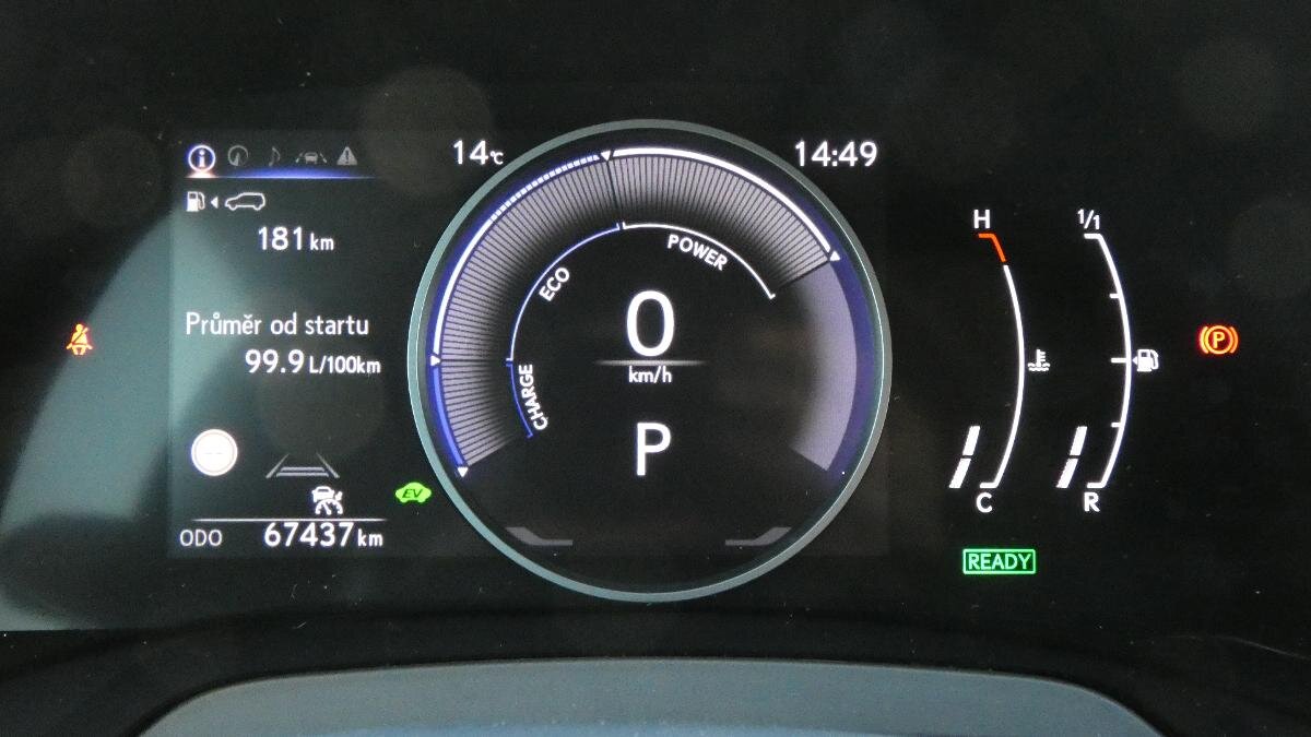 Lexus RX 350h SUV / Terénní 2,5 l 140 kw