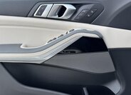 BMW X5 SUV / Terénní 3,0 l 250 kw