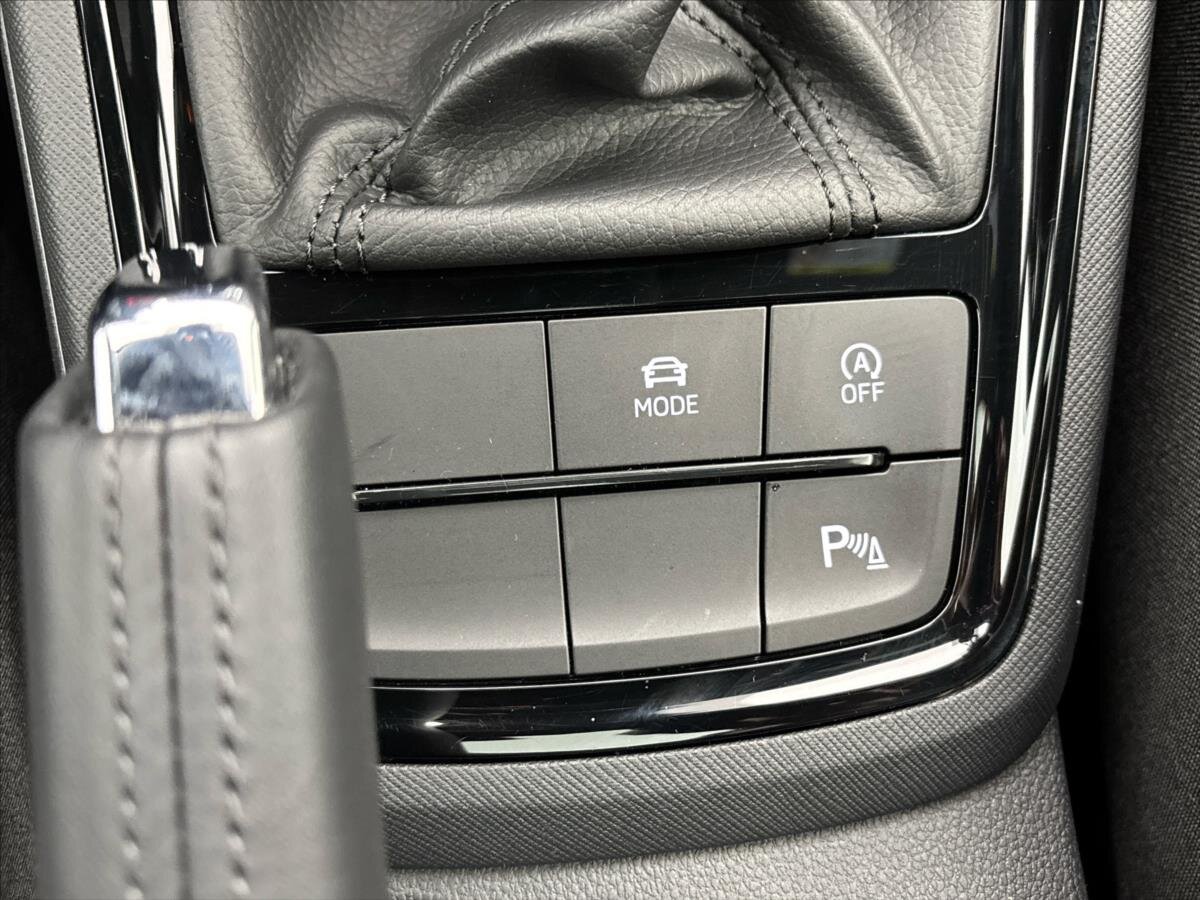 Škoda Kamiq SUV / Terénní 1,5 l 110 kw
