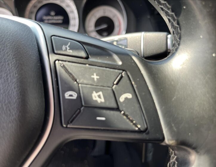 Mercedes-Benz GLK SUV / Terénní 3,0 l 195 kw