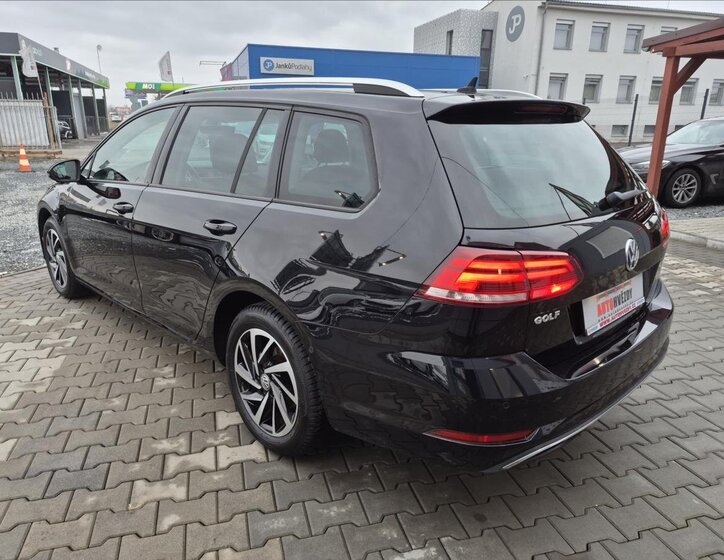 Volkswagen Golf Kombi 1,5 l 110 kw