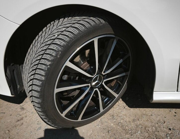 Mercedes-Benz AMG One SUV / Terénní 0,0 125 kw