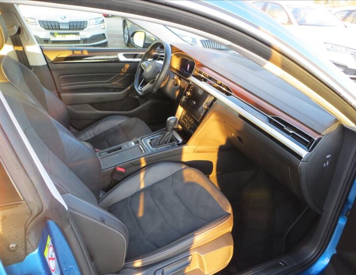 Volkswagen Arteon Kombi 2,0 l 147 kw