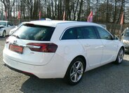 Opel Insignia Kombi 2,0 l 125 kw
