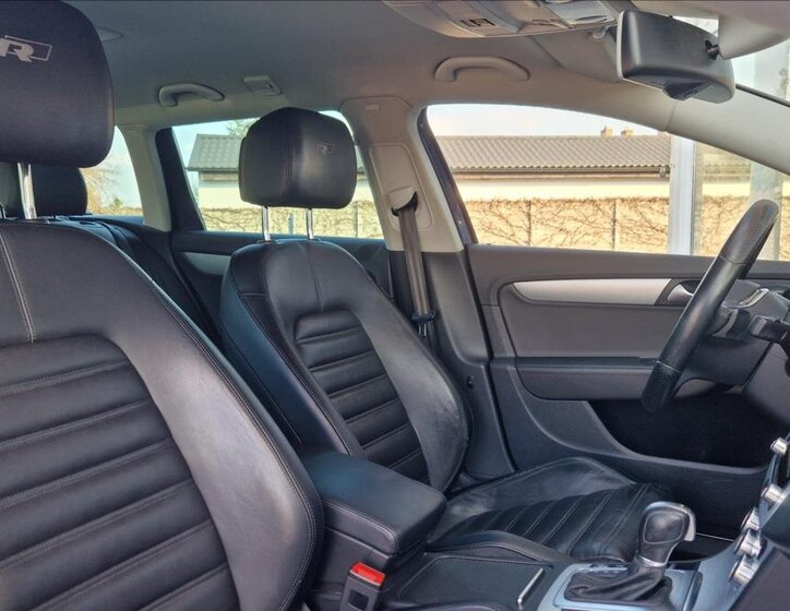 Volkswagen Passat Kombi 2,0 l 155 kw