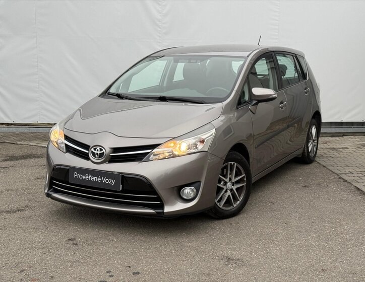 Toyota Verso MPV 1,6 l 97 kw