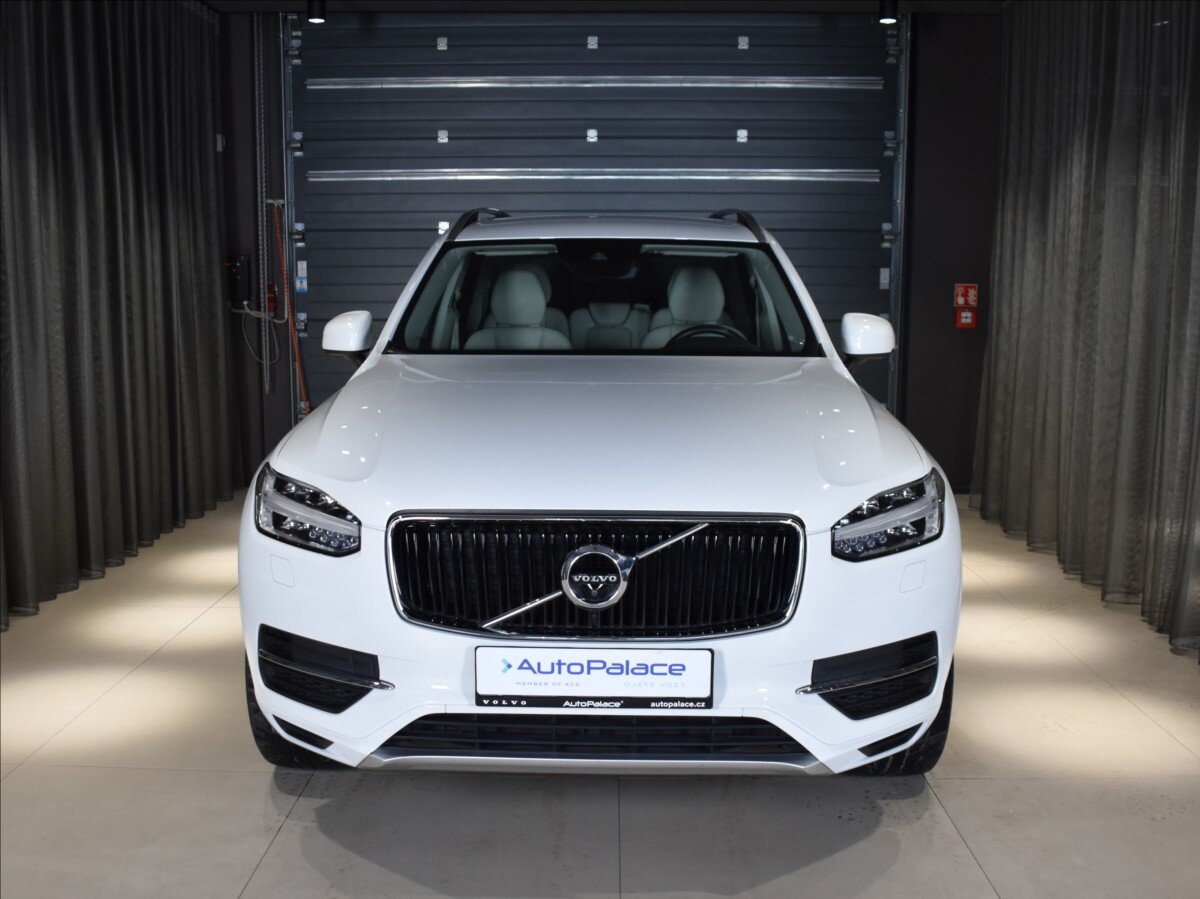 Volvo XC90 SUV / Terénní 2,0 l 173 kw