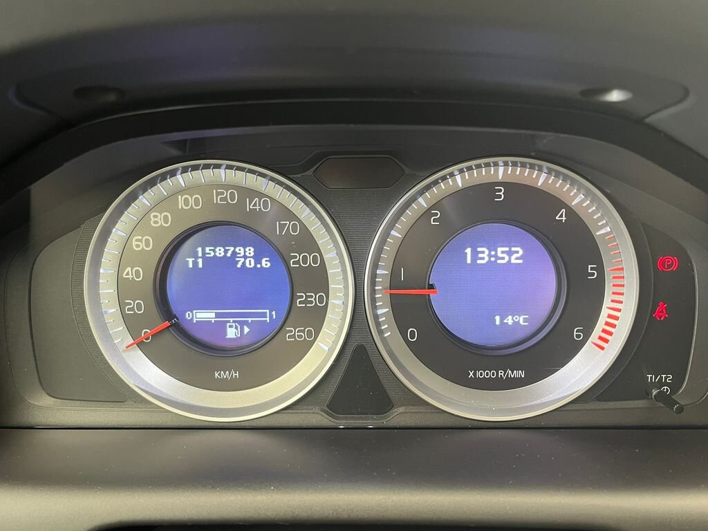 Volvo XC60 SUV / Terénní 2,0 l 120 kw