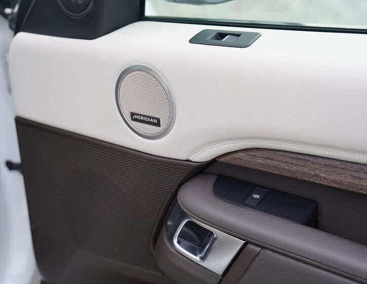 Land Rover Discovery 41