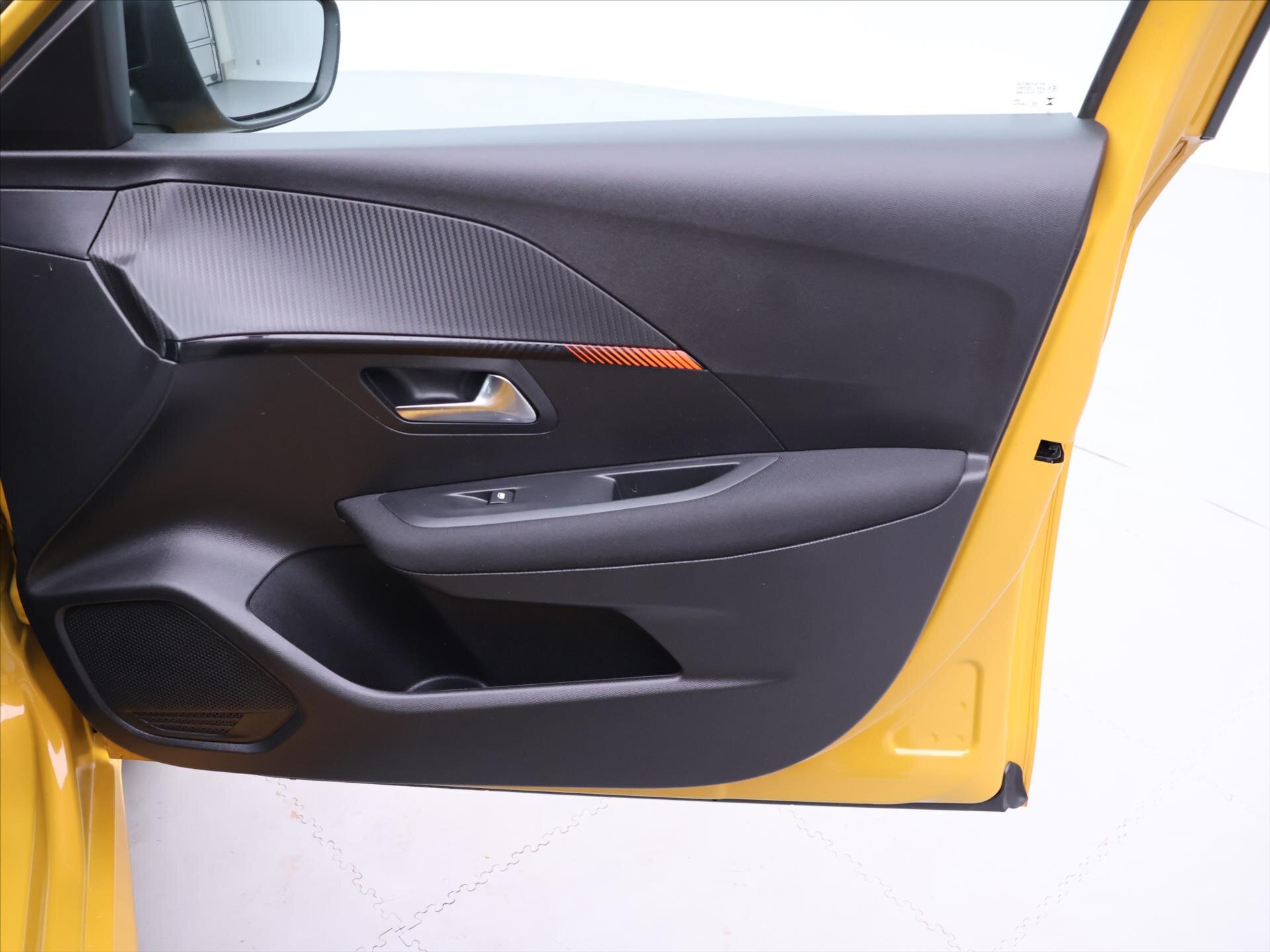 Peugeot 208 Hatchback 1,2 l 74 kw