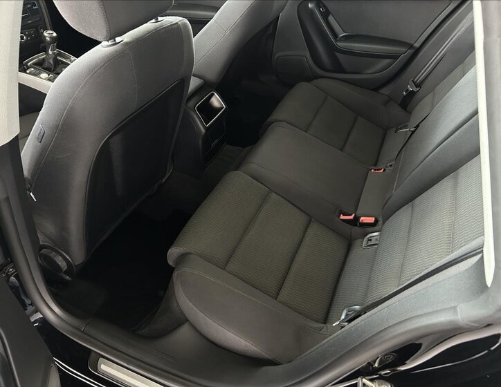 Audi A5 Sedan / Limuzína 2,0 l 140 kw