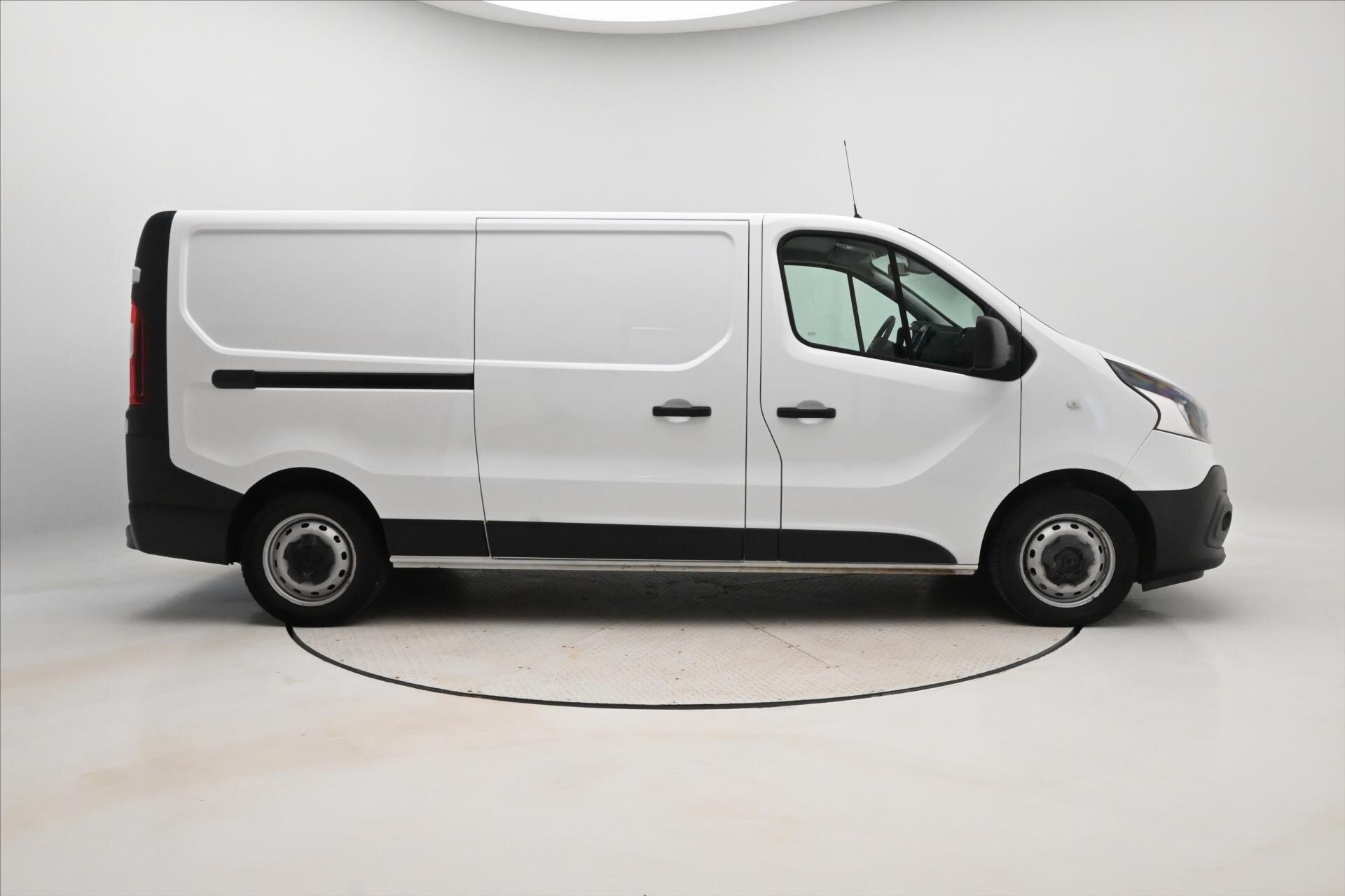 Renault Trafic Skříň 2,0 l 107 kw