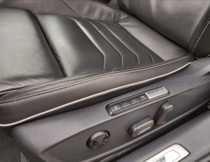 Volkswagen Arteon Liftback 2,0 l 140 kw