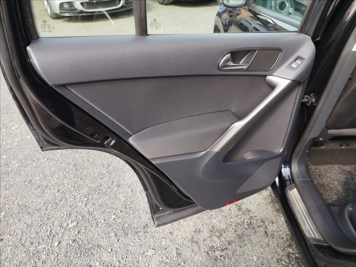 Volkswagen Tiguan SUV 2,0 l 103 kw