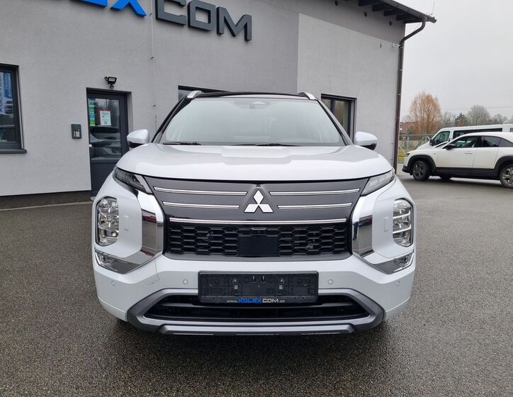 Mitsubishi Outlander 8