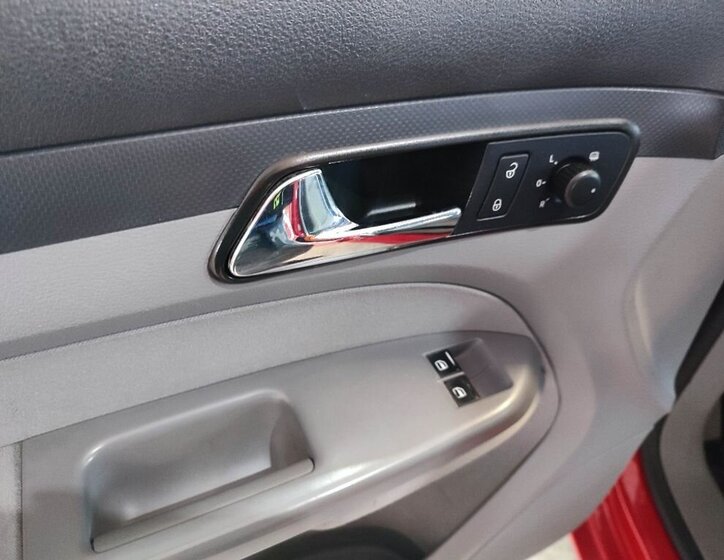 Volkswagen Caddy Kombi 2,0 l 103 kw