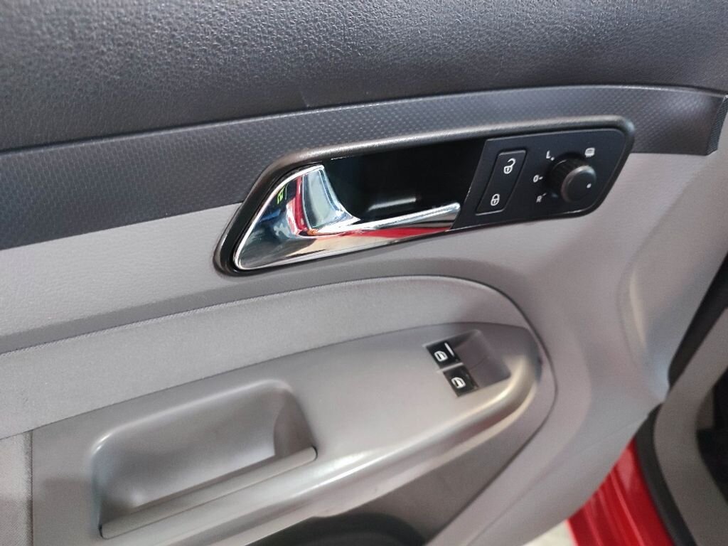 Volkswagen Caddy Kombi 2,0 l 103 kw