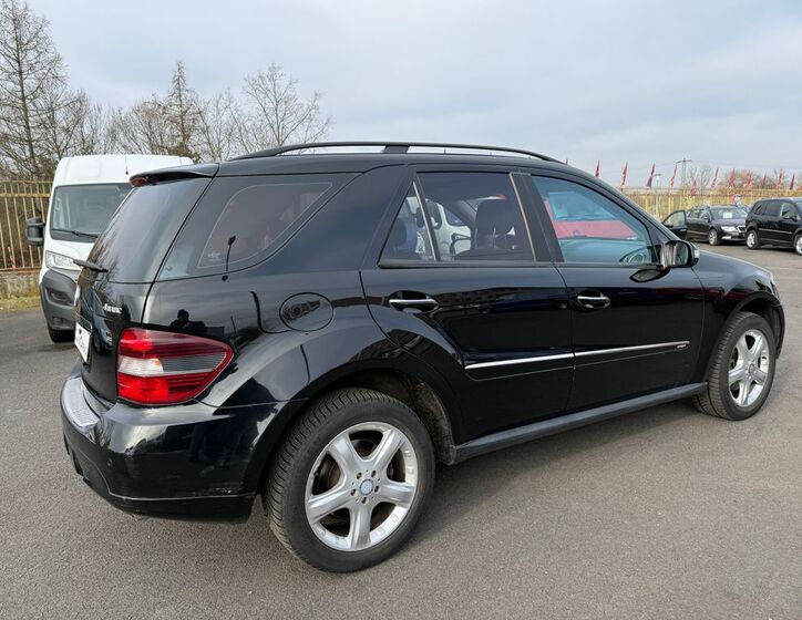 Mercedes-Benz Třídy M 6