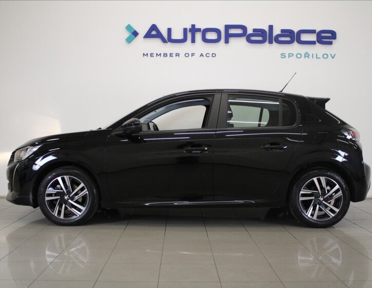 Peugeot 208 Hatchback 1,2 l 74 kw