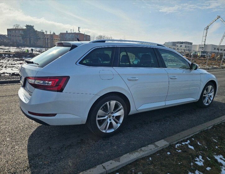 Škoda Superb Kombi 0,0 140 kw