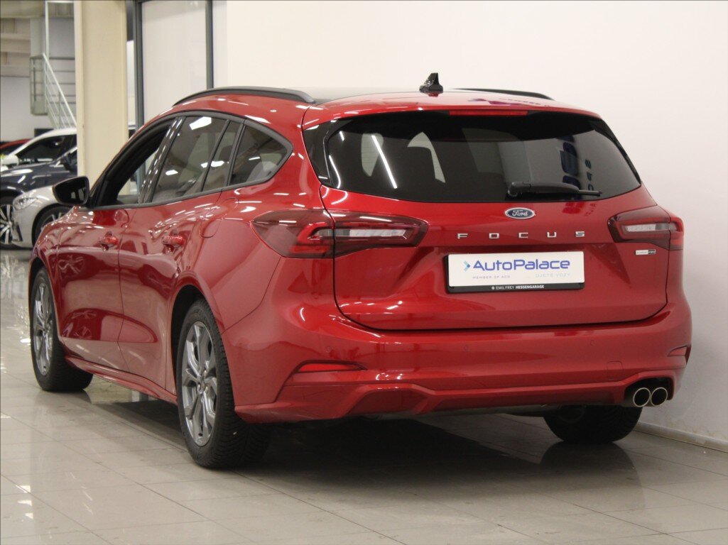 Ford Focus Kombi 999,0 114 kw