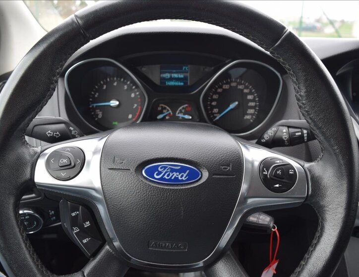 Ford Focus Kombi 998,0 92 kw