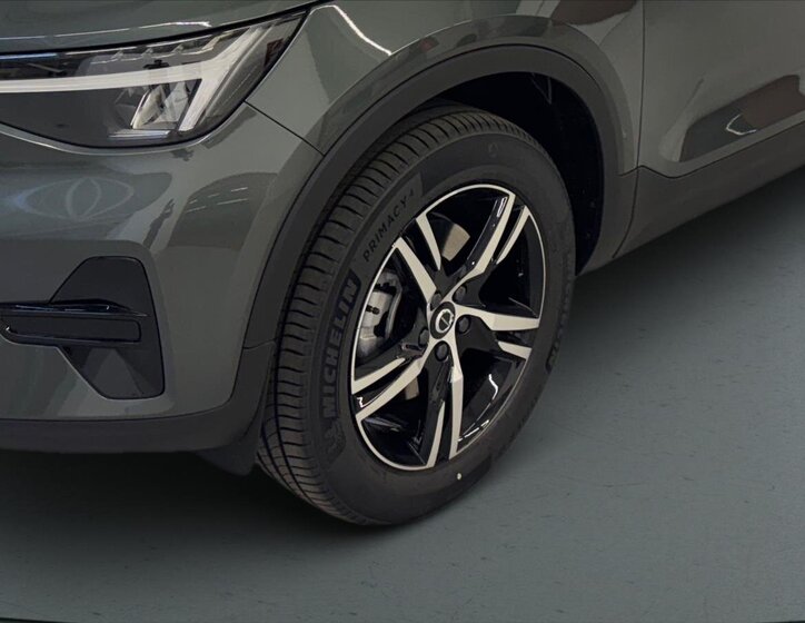 Volvo XC40 SUV 2,0 l 120 kw