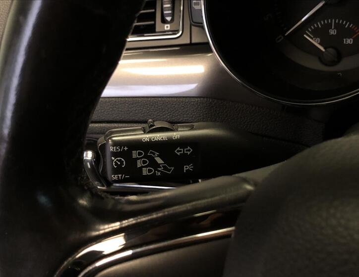 Škoda Superb Hatchback 2,0 l 103 kw