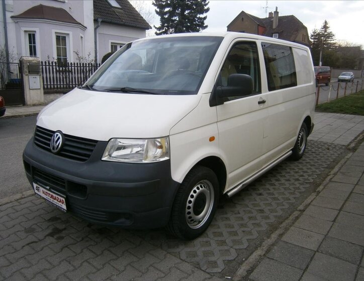 Volkswagen Transporter Kombi 1,9 l 63 kw