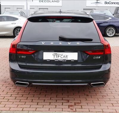 Volvo V90 5