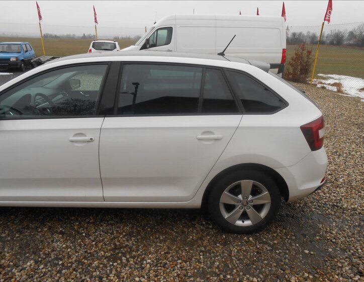 Škoda Rapid Hatchback 1,6 l 85 kw