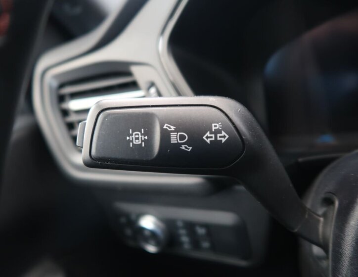 Ford Kuga SUV 2,5 l 112 kw