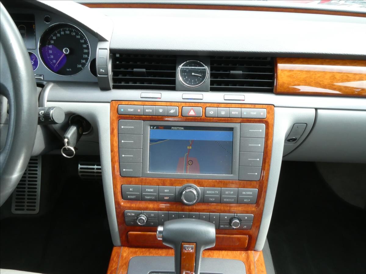 Volkswagen Phaeton Sedan 3,0 l 171 kw