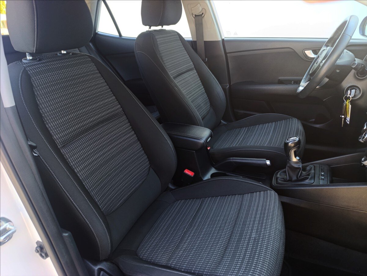 KIA Stonic Hatchback 1,4 l 73 kw