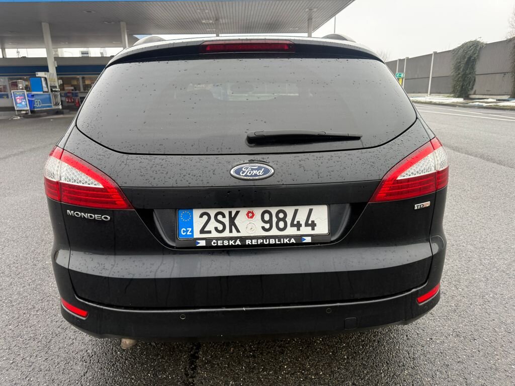 Ford Mondeo Kombi 2,0 l 103 kw