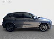 Mercedes-Benz GLA 4