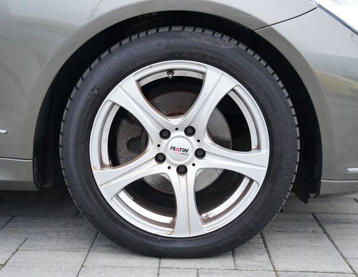 Mercedes-Benz Třídy E 18