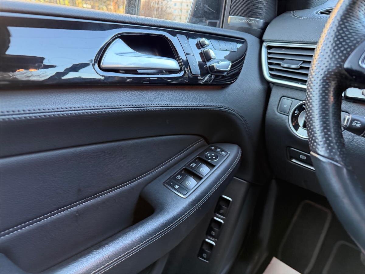 Mercedes-Benz GLS SUV / Terénní 3,0 l 190 kw