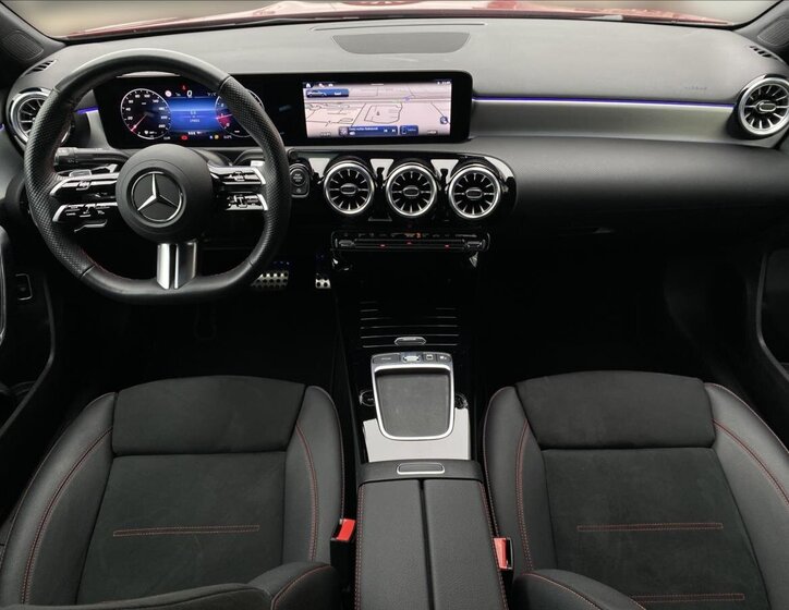 Mercedes-Benz Třídy A 12