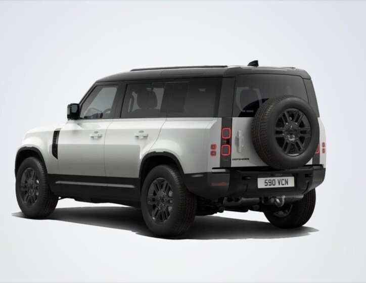 Land Rover Defender 3