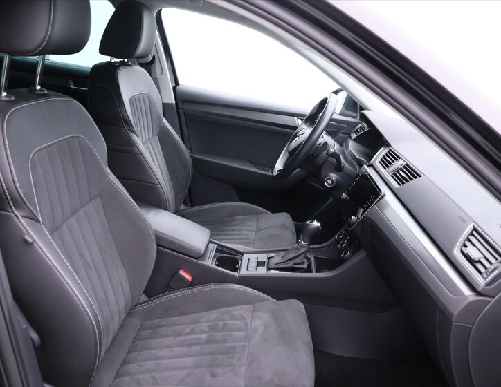 Škoda Superb Liftback 2,0 l 147 kw