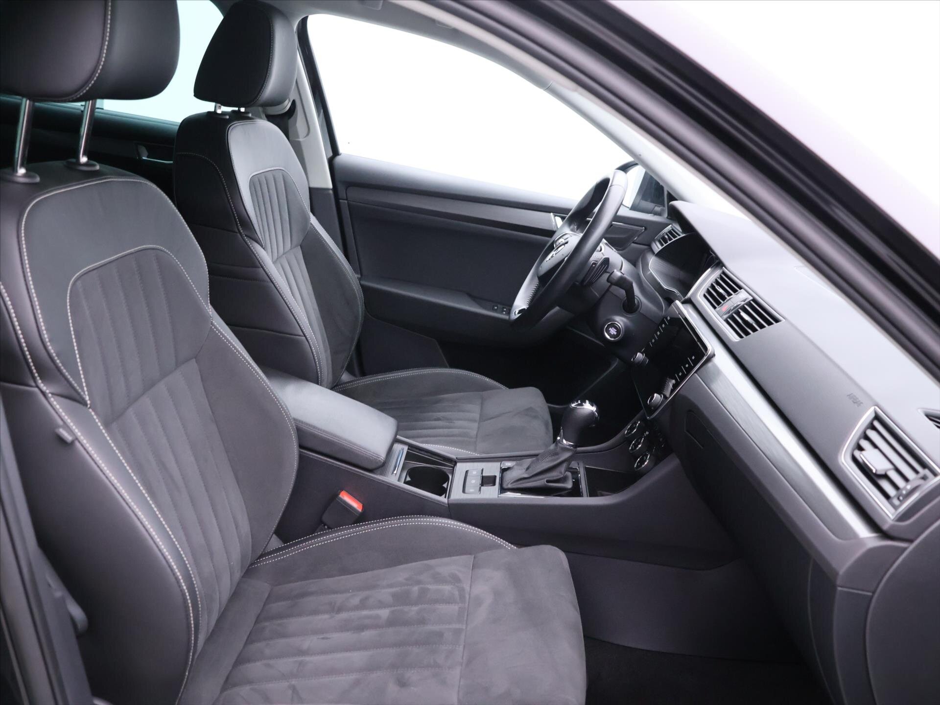 Škoda Superb Liftback 2,0 l 147 kw