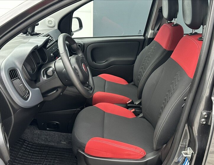 Fiat Panda Hatchback 875,0 63 kw