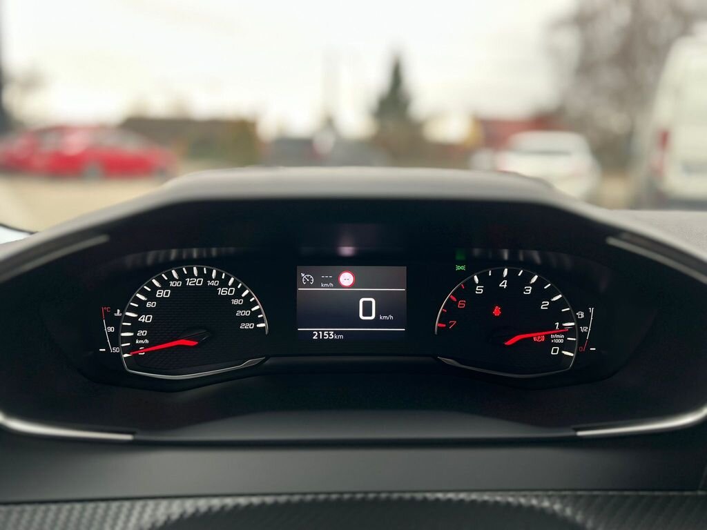 Peugeot 208 Hatchback 1,2 l 74 kw