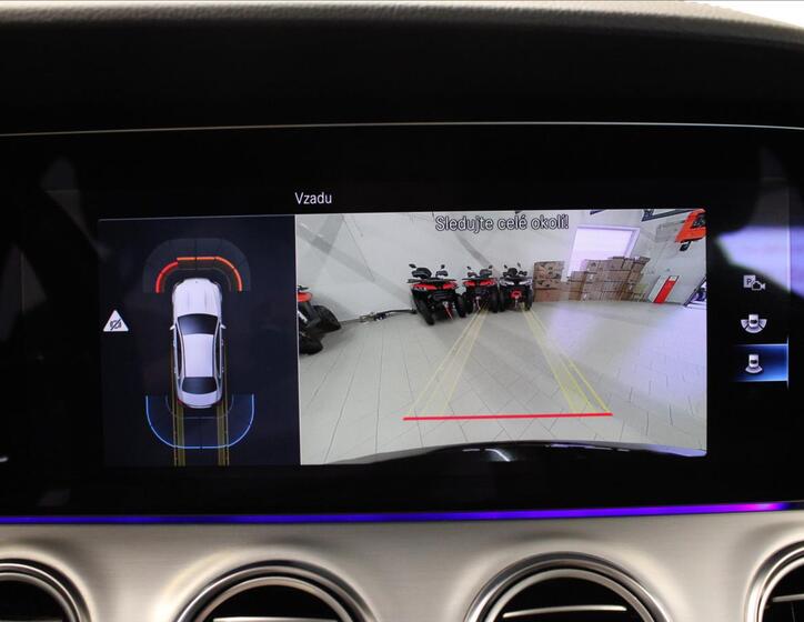 Mercedes-Benz Třídy E 25