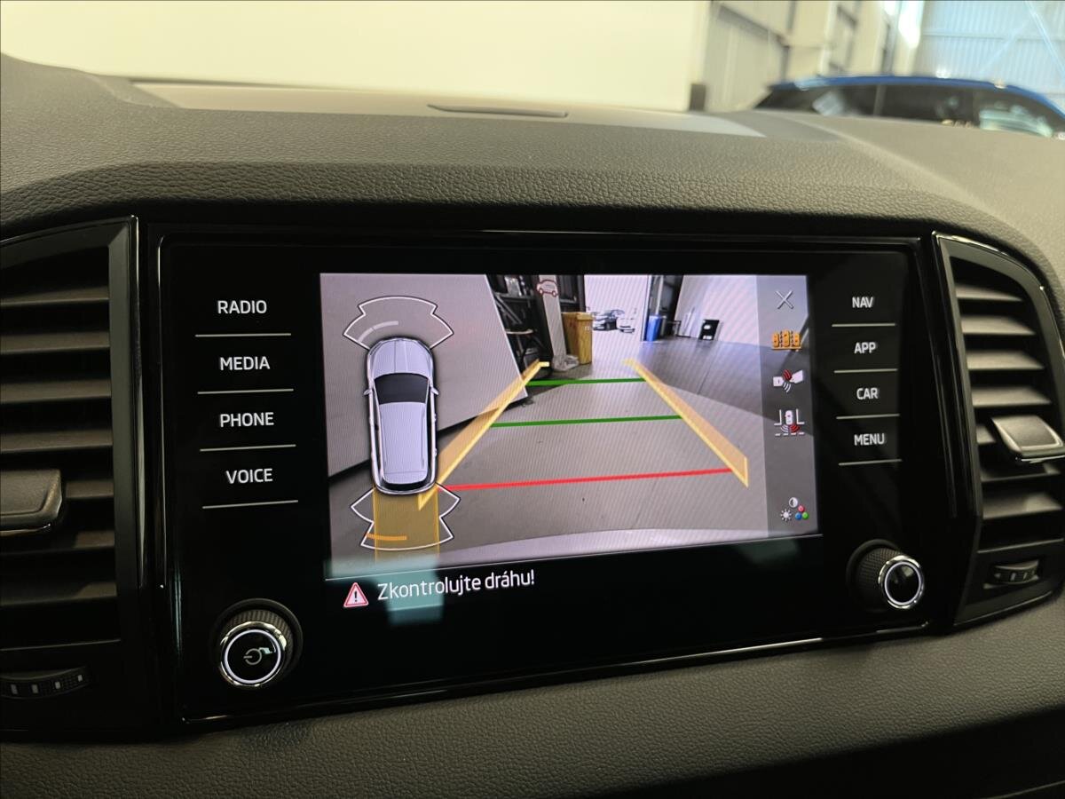 Škoda Karoq SUV / Terénní 1,5 l 110 kw