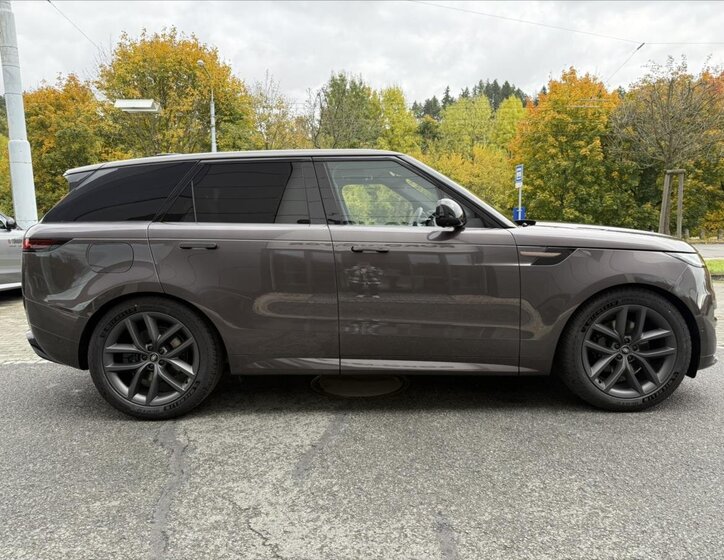 Land Rover Range Rover Sport SUV / Terénní 3,0 l 184 kw